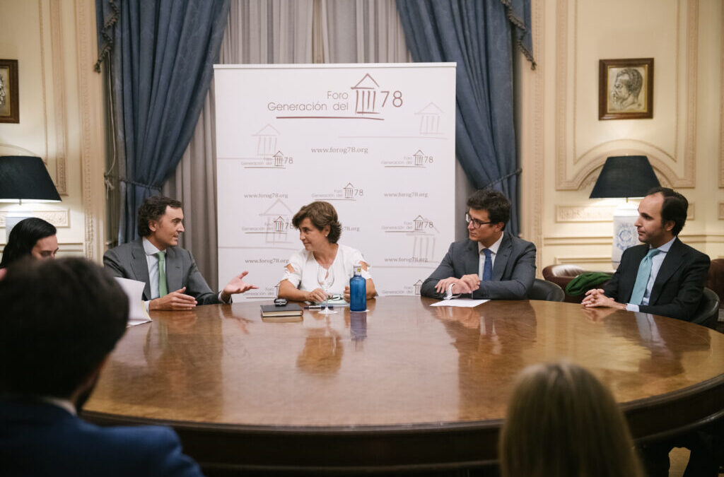 Ángeles Santamaría. The Energy Transition, an Unavoidable Responsibility